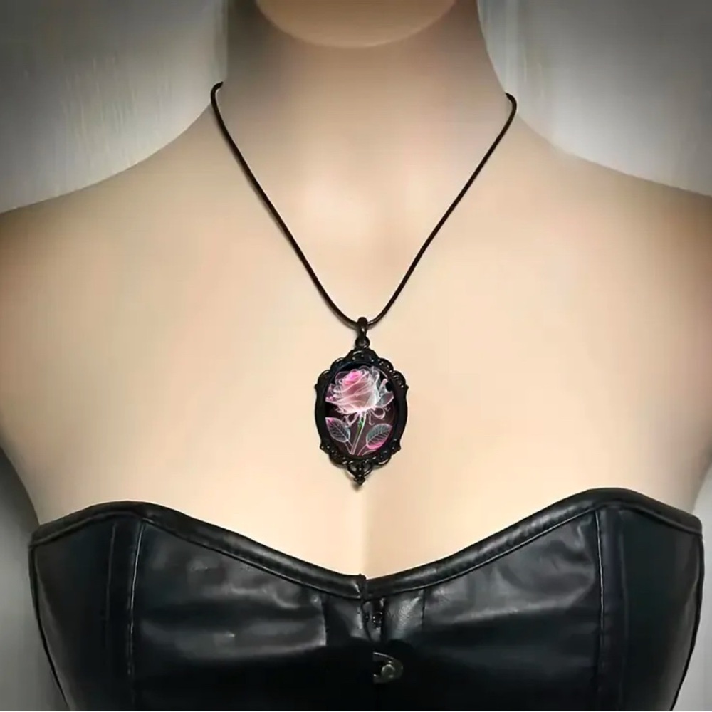 Watercolour Pink Rose pendant necklace. New. - Picture 3 of 10